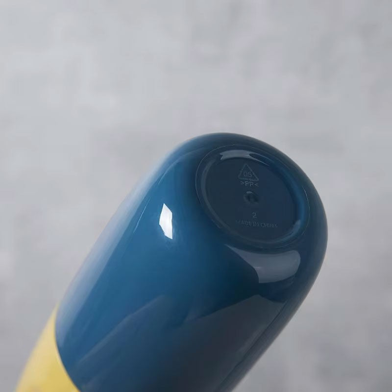 CupFante – Kit Portátil de Escova e Creme Dental com Copo em Formato de Elefante