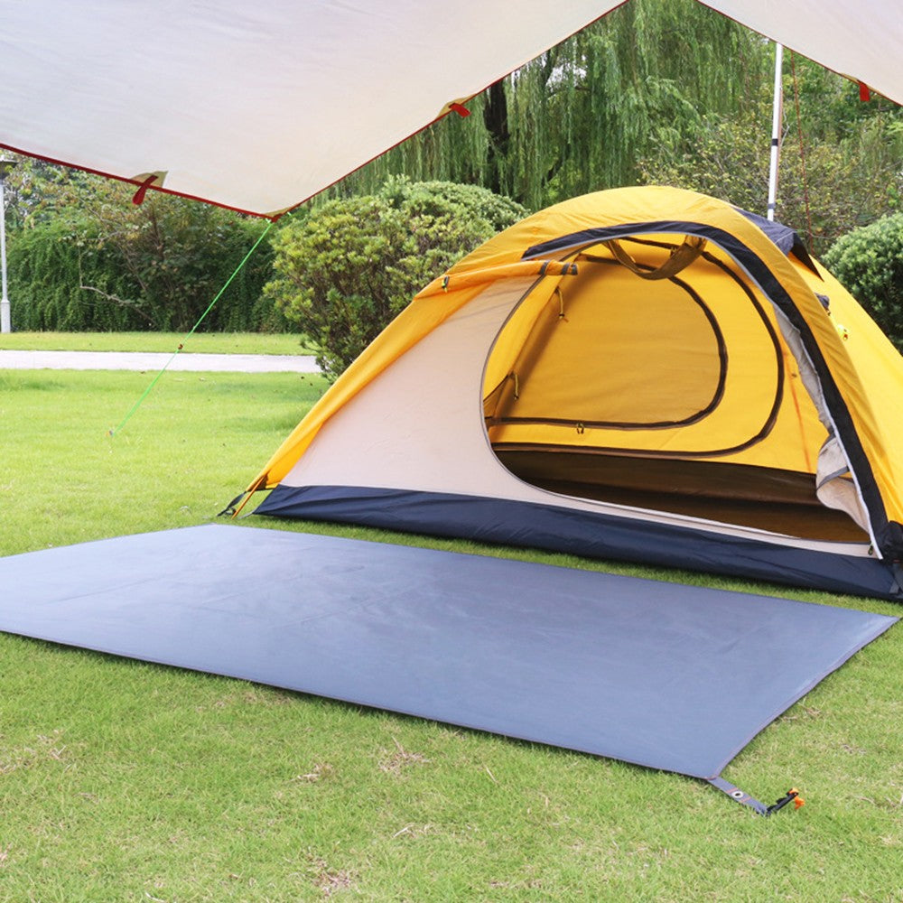TrailShield – Lona Impermeável Multifuncional para Camping e Praia