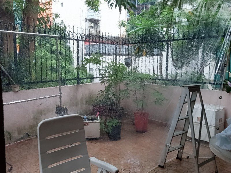 Capa Térmica para Plantas – Proteção Transparente contra Frio e Vento