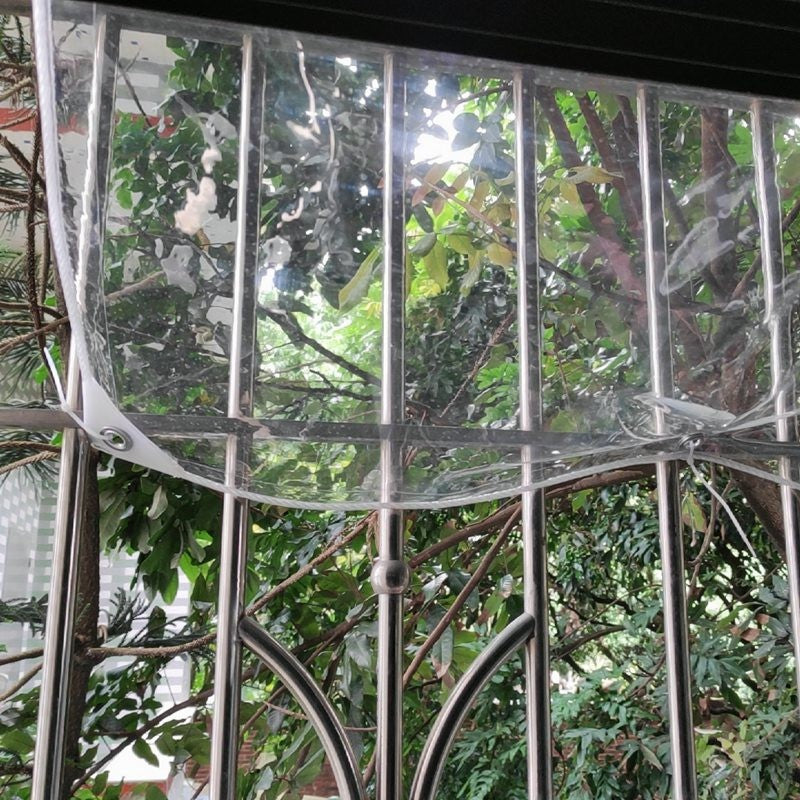 Capa Térmica para Plantas – Proteção Transparente contra Frio e Vento